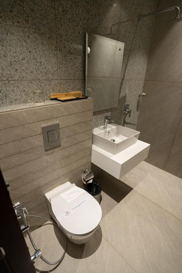 Hotel Smily Лудхиана Экстерьер фото